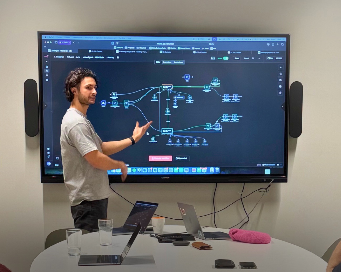hi folks operator walking through a live AI agent workflow on screen